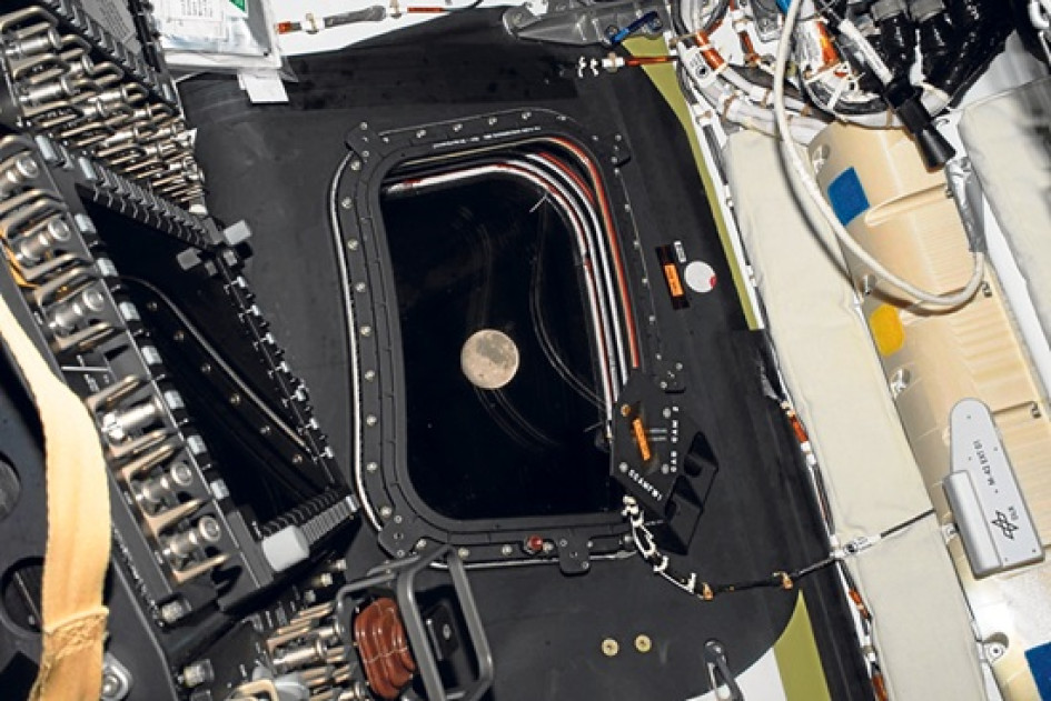 Foto | @Nasa | LA PATRIA  Artemis II alcanzó ayer el punto más lejano de la Tierra y el más cercano a la Luna.