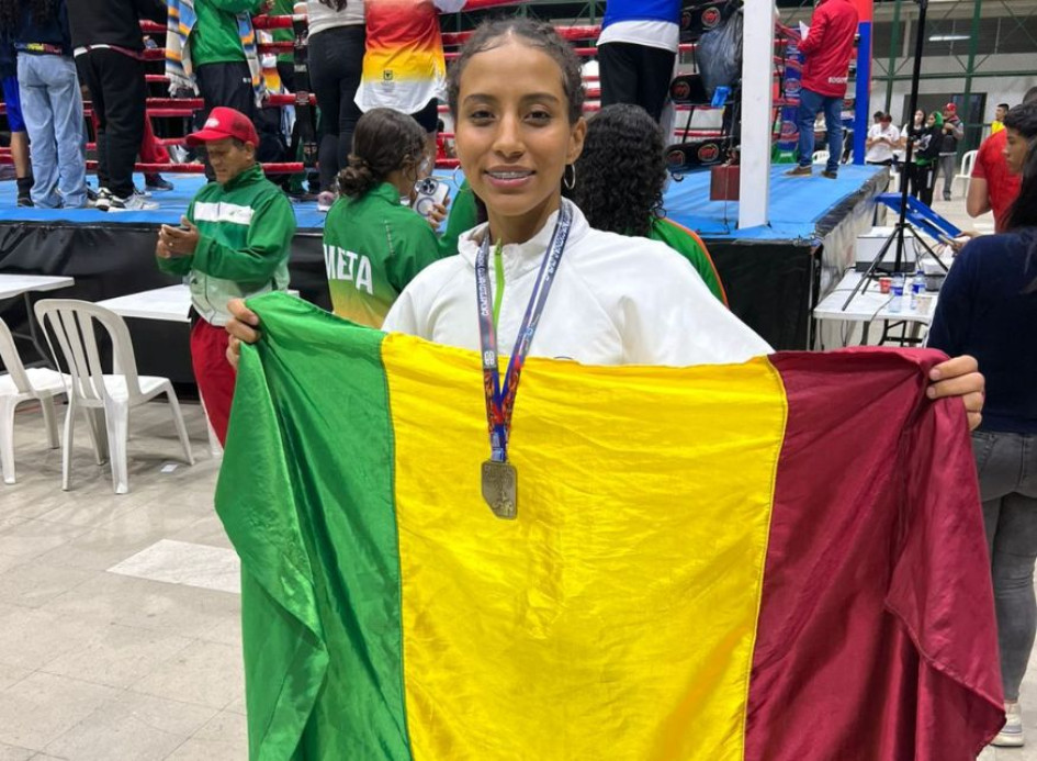 La boxeadora quindiana se consolida como una de las figuras emergentes del deporte en la región.