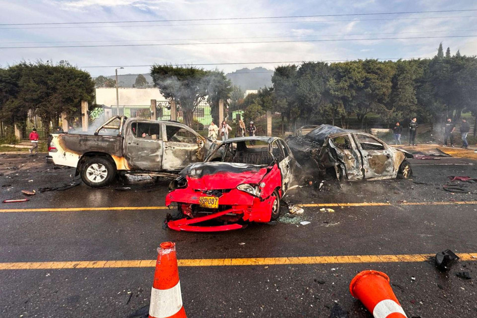 Siniestro vial en Colombia: 2 muertos y 19 heridos en un aparatoso accidente en un peaje de Cundinamarca