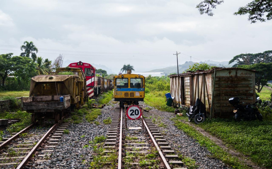 CAF aporta 3 millones de dólares para estudios del Tren del Café