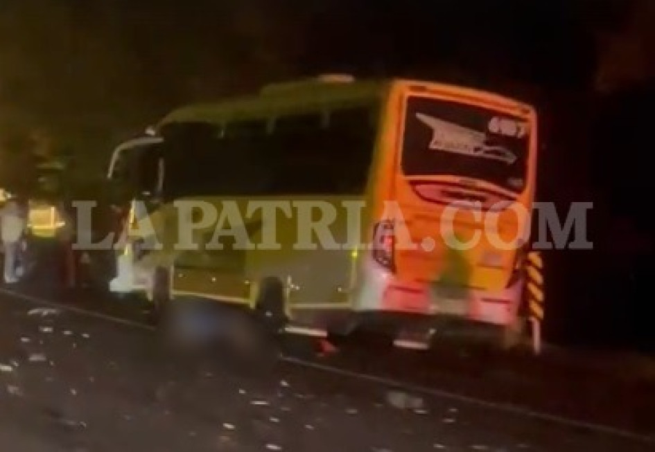 El motociclista se movilizaba por el sector de El Tangelo, en Supía, cuando colisionó con el bus de Empresa Arauca.