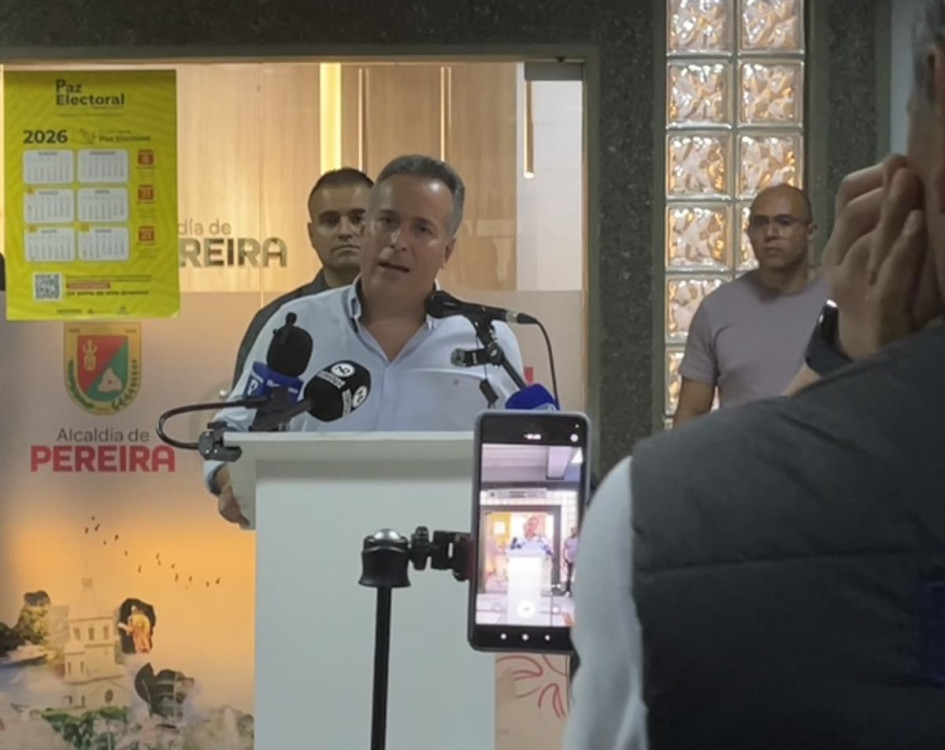 Salazar reiteró que no existe ningún tipo de sobrecosto en la obra, y explicó que lo que se ha presentado son adiciones