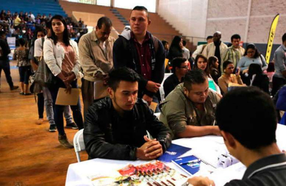 La convocatoria permitió que ciudadanos accedieran a trabajo con transporte, alimentación y hospedaje cubiertos.