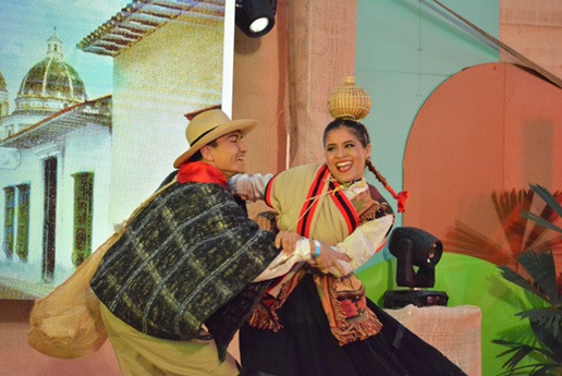 Comienza la edición 33 del Festival Nacional del Pasillo Colombiano; un homenaje a la música, la danza, la poesía y la tradición, como lo promueve la Alcaldía de Aguadas. Irá hasta el domingo y se inicia hoy con audiciones privadas, una ofrenda a los hermanos Hernández que fueron pieza clave en la difusión de la música nacional, serenata y primera ronda clasificatoria. Una oportunidad de visitar este municipio del norte de Caldas y conocer más su cultura.