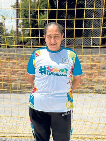 Como parte de la selección Colombia Femenina Sub-20 de Fútbol Sala, que ganó el domingo por primera vez el campeonato Sudamericano en esta categoría, se encuentra la manizaleña Bibiana Martínez Torres, entrenadora de arqueras. También es entrenadora de la Liga Caldense de Futsal.