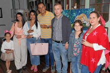 Eva Luna Morantes, Valentina Londoño, María Londoño, César Mauricio Martínez, Alejandro Peláez, Gabriela Zuluaga y Tatiana Jiménez.