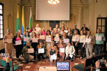 Foto| Cortesía| LA PATRIA Grupo de participantes que recibieron la certificación.