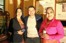 Sandra Bedoya, Sebastián Diaz y Dora Inés Grisales.