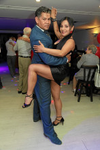 Edwin León y Jeniffer Giraldo, bailarines de Manizales.