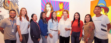 Jhonatan Franco, Mónica Soto, Martha Torres, Laura Viracocha, María Antonia Vásquez, Clara Lucía López, directora del Centro Colombo Americano; Andrea Dávila, Paula Salazar y Fernando Bartolo.