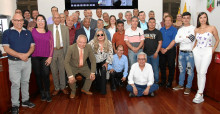 Grupo de periodistas asistentes a la celebración.