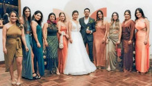 Compañeras de bachillerato de la novia.