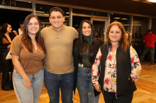 Catalina Hoyos, Cristian Lepineux, Estefanía Lepineux y Gloria Pérez.