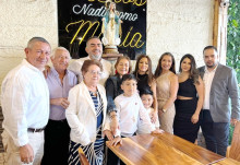 En la celebración de la primera comunión participó la familia de Martín: Ricardo Piedrahíta, Danilo Piedrahíta, Rosalba Montes, César Gómez, María Isabel Piedrahíta, Liliana Piedrahíta, Martha Loaiza, Juliana Valencia y Óscar Cuestas.