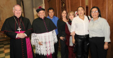 Monseñor José Miguel Gómez Rodríguez, Rigoberto Rivera Ocampo, Alejandro Parra, Alba Marina Salazar, Luz Marina Duque, Andrea Duque y Diana María Salazar.