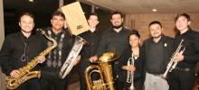 Juan Esteban Barahona, Juan Diego Álvarez, Juan David Cardona, Andrés Martínez, Angela Juajinoy; Rubmarth López, director de la Banda, y Juan Pablo Rendón, integrantes de la banda municipal de Manizales.