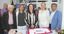 Roberto Salazar, Luz Amparo García, Sonia Giraldo, Martha Lucía Medellín y Gabriel Antonio Largo.