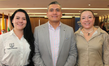 María de los Ángeles Álvarez, José Fernando Álvarez y Ángela María Osorio.
