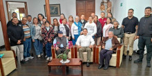 Grupo de Liturgia San Pablo con los sacerdotes y seminaristas.