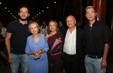  Santiago Guzmán, Laura Quintero, Nancy Osorio, Álvaro Diaz y Jerónimo Guzmán