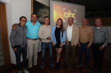 Directivos: Samuel Villegas, Julián Villegas, Mauricio Serna, Sandra Cardona, Jaime Serna, Lorenzo Serna, Eugenio Serna.
