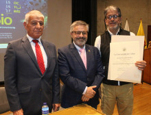 Ricardo Castaño Zapata, decano de la facultad de Ciencias Jurídicas y Sociales; Germán Gómez Londoño, vicerrector Académico; y César Pulgarín Gómez.