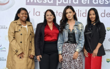 Sara Santacruz, líder juvenil Marmato; Luz Dary Montoya, secretaria de Desarrollo Social Marmato; Emilia Guzmán, líder LGBTIQA+ de Marmato; y Liliana Botero, coordinadora JAC Marmato.