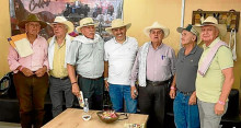 Nelson Duque, Carlos Eduardo Ramírez, Jairo Ramírez, Julián Hincapié, Gerardo Duque, Reinel Buitrago y Diego Cardona, de Pensilvania (Caldas), promocionaron la edición 33 de la Feria Equina Grado B que se realizará entre el 6 y el 8 de junio en el municipio del oriente de Caldas.