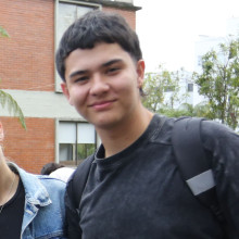 Video: la fiebre por Mario Mendoza se toma la Universidad de Caldas, así reciben al escritor en Manizales José Manuel García, estudiante de Ingeniería en Sistemas, 17 años