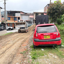 Este era el carro que obstaculizaba las obras.