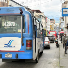 Buses de Socobuses ya paran en sardineles