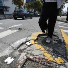Hueco en el sector del Cable genera peligro